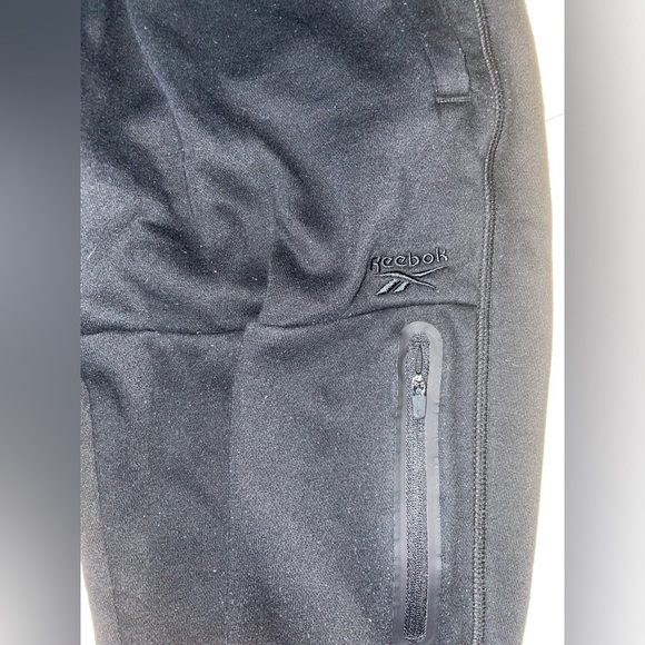 Reebok track pant - Picture 3 of 5